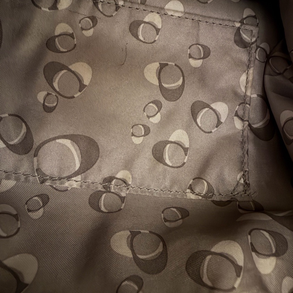 Coach Metallic Beige Poppy Shoulder Bag with Gold Hardware - Picture 16 of 16